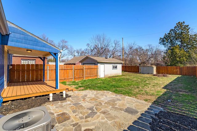 1528 N Garland St, Wichita, KS 67203