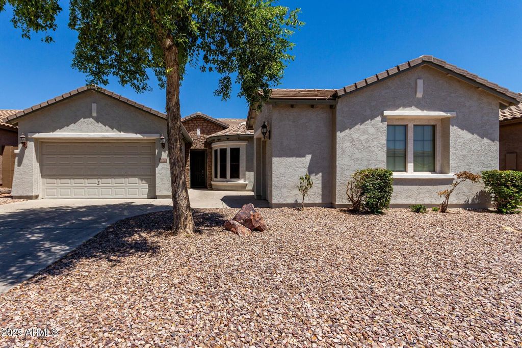 6302 W MONTEBELLO Way, Florence, AZ 85132 — photo 2