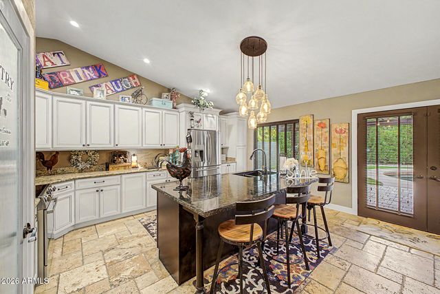 12615 N 38TH Place, Phoenix, AZ 85032