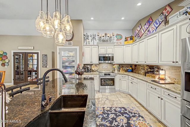 12615 N 38TH Place, Phoenix, AZ 85032