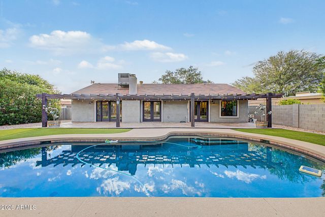 12615 N 38TH Place, Phoenix, AZ 85032