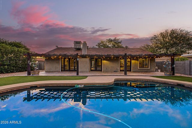 12615 N 38TH Place, Phoenix, AZ 85032