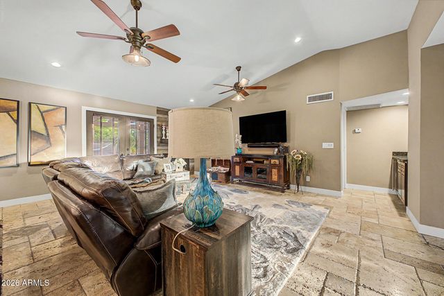 12615 N 38TH Place, Phoenix, AZ 85032