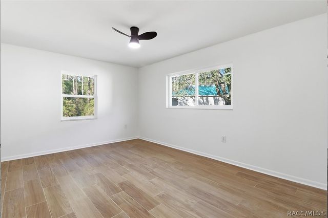 2587 W Cacti Court, Dunnellon, FL 34434