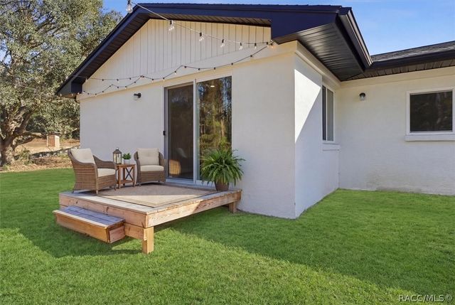 2587 W Cacti Court, Dunnellon, FL 34434