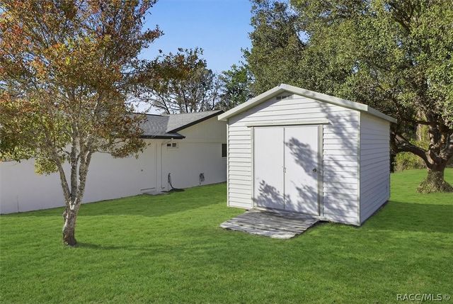 2587 W Cacti Court, Dunnellon, FL 34434