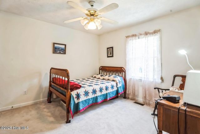 815 La Quinta Lane, Hope Mills, NC 28348