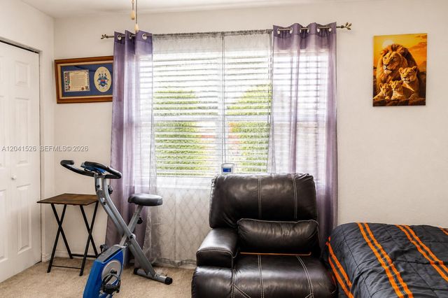 12014 S Greenway Cir S 105, Royal Palm Beach, FL 33411