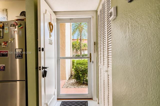 12014 S Greenway Cir S 105, Royal Palm Beach, FL 33411
