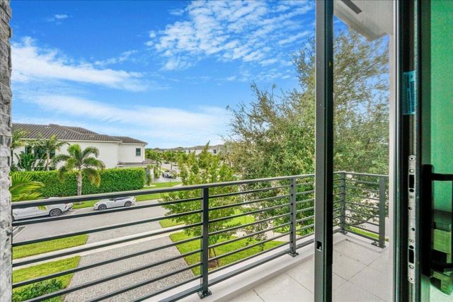 9093 Chauvet Way, Boca Raton, FL 33496