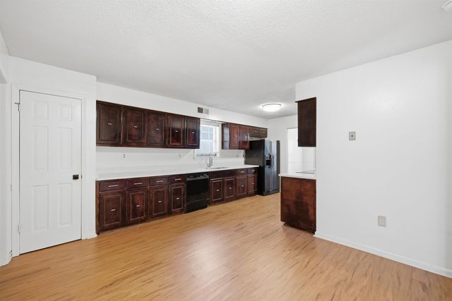 4945 GARDENWOOD DR, Memphis, TN 38116