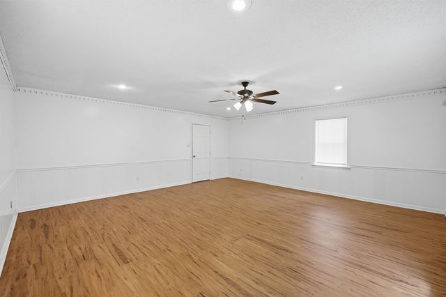 4945 GARDENWOOD DR, Memphis, TN 38116