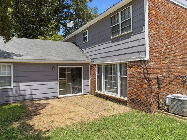 4945 GARDENWOOD DR, Memphis, TN 38116