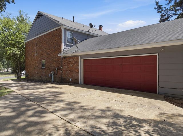 4945 GARDENWOOD DR, Memphis, TN 38116