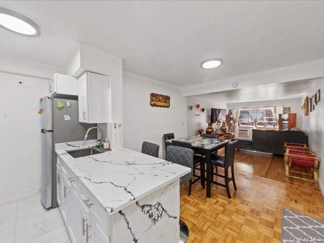 1910 S Pelham Parkway S 3G, Bronx, NY 10461