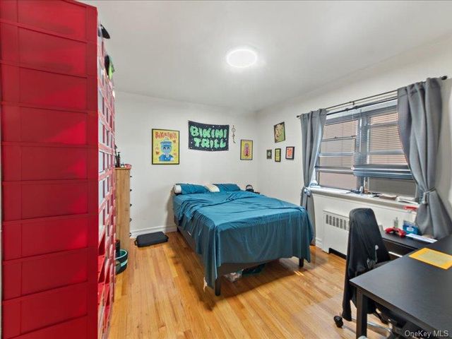 1910 S Pelham Parkway S 3G, Bronx, NY 10461