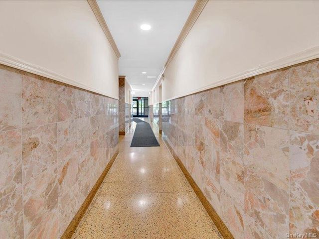 1910 S Pelham Parkway S 3G, Bronx, NY 10461