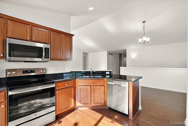 3679 W Madison Avenue, Orion Charter Township, MI 48359