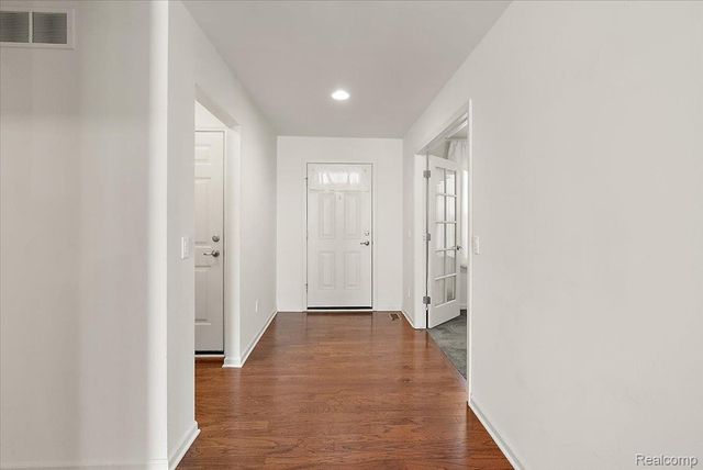 3679 W Madison Avenue, Orion Charter Township, MI 48359