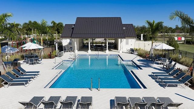 593 SE Ranch Oak Circle, Port St. Lucie, FL 34984