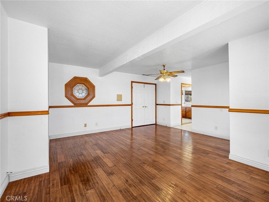 Image 28 of property listing at 27921 Evergreen, Helendale, CA 92342