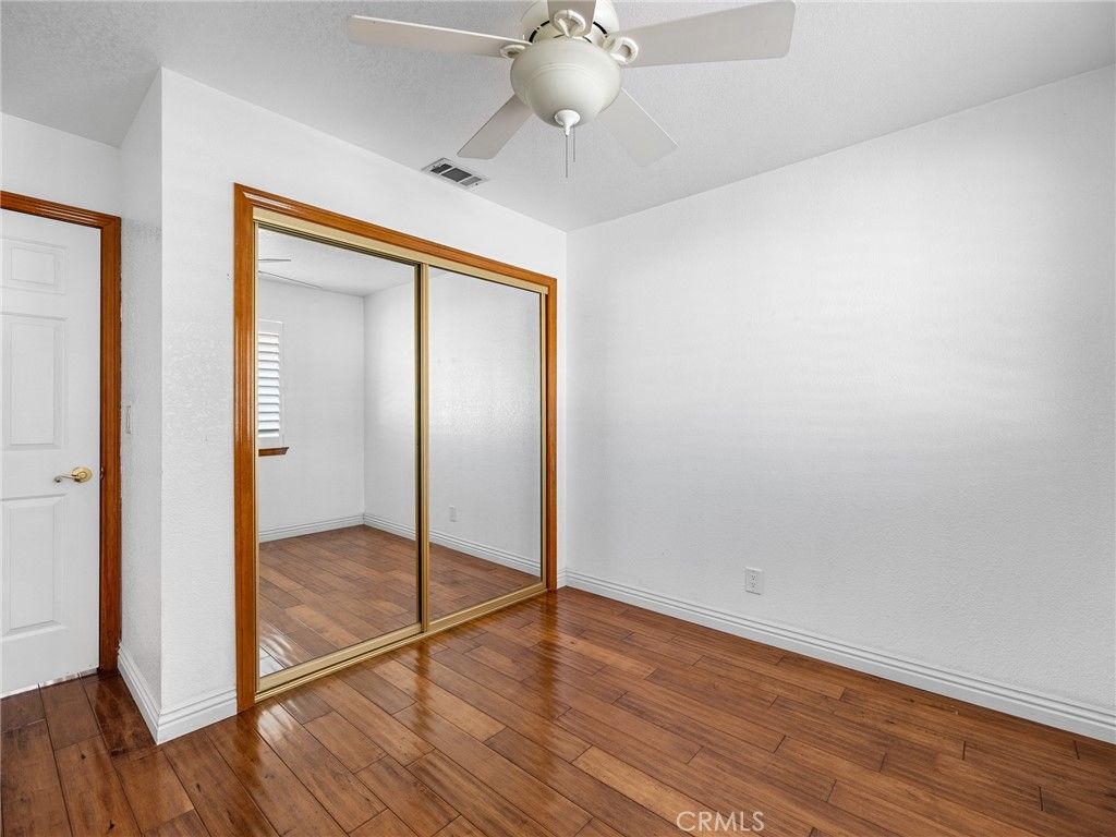 Image 39 of property listing at 27921 Evergreen, Helendale, CA 92342