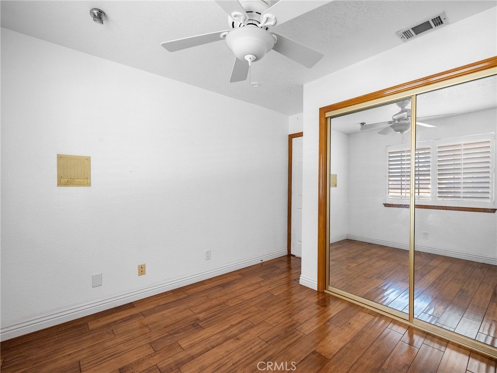 Image 40 of property listing at 27921 Evergreen, Helendale, CA 92342