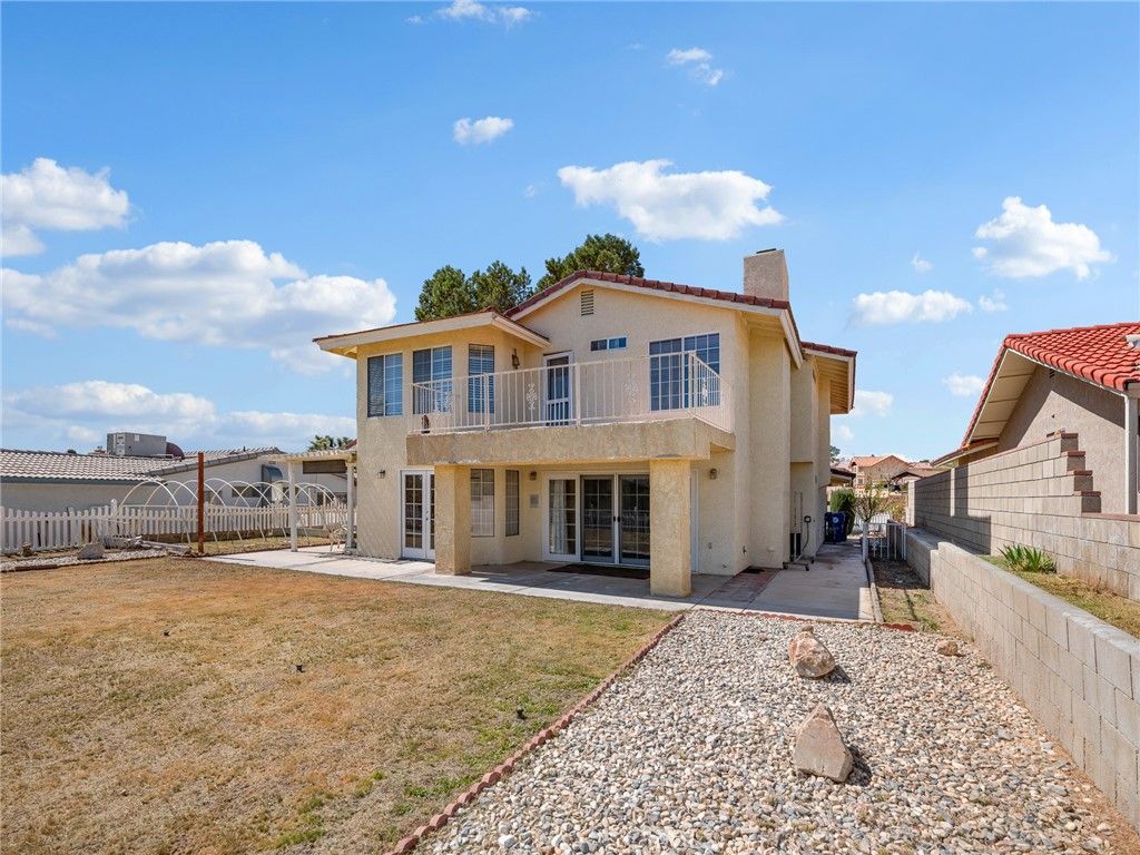 Image 42 of property listing at 27921 Evergreen, Helendale, CA 92342