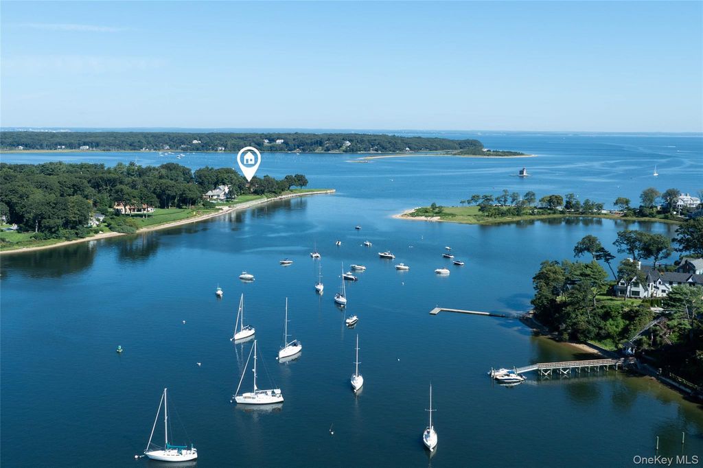 7 Lighthouse Point, Lloyd Harbor, NY 11743 — photo 5