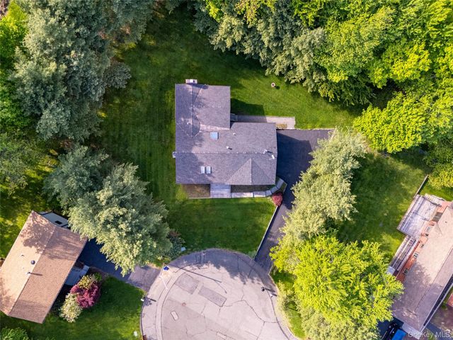 4 Hobart Court, New City, NY 10956