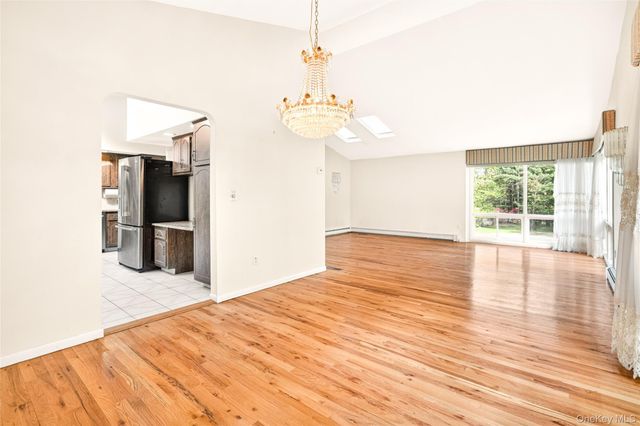 4 Hobart Court, New City, NY 10956