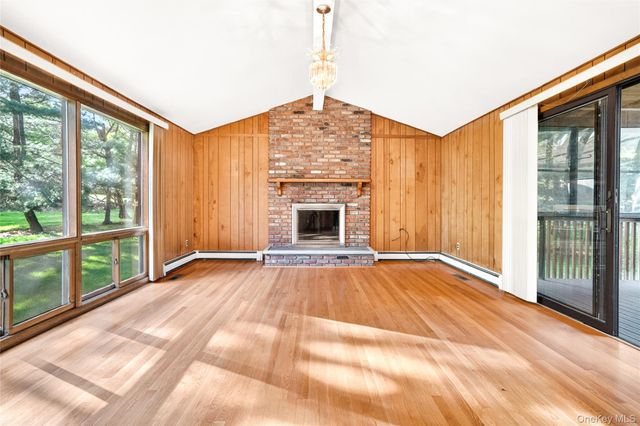4 Hobart Court, New City, NY 10956