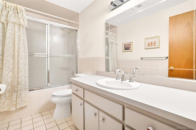 4 Hobart Court, New City, NY 10956