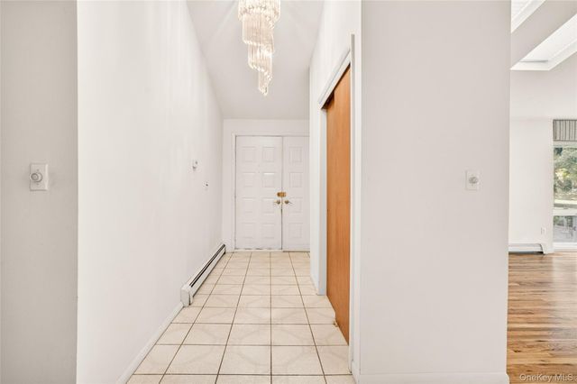 4 Hobart Court, New City, NY 10956