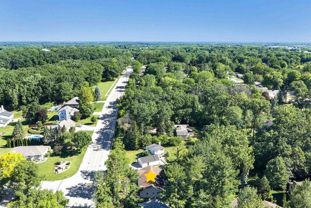 2035 S POINT ROAD, Green Bay, WI 54313