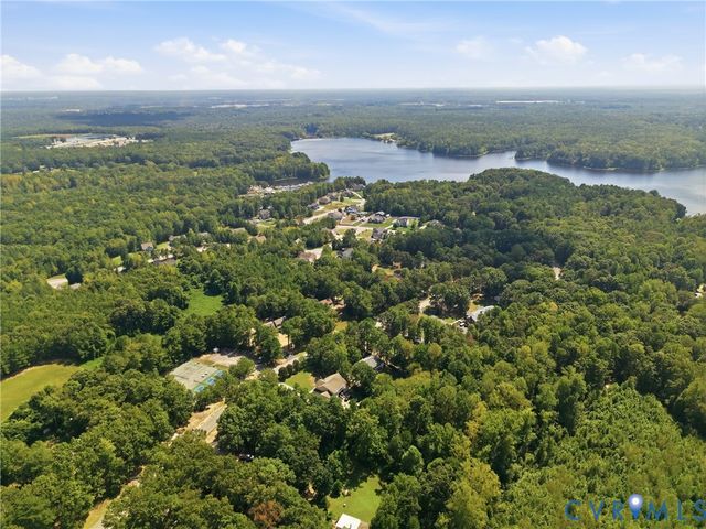 20005 Oak River Dr, Chesterfield, VA 23803