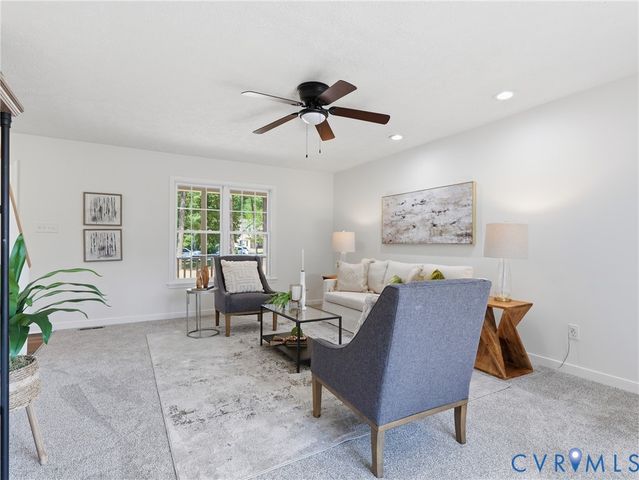 20005 Oak River Dr, Chesterfield, VA 23803