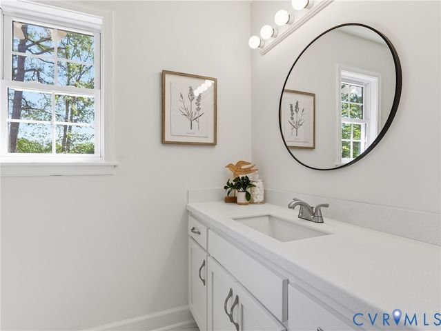 20005 Oak River Dr, Chesterfield, VA 23803