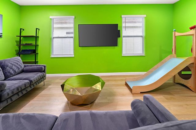 8021 OAK SHADOW COURT, Davenport, FL 33837