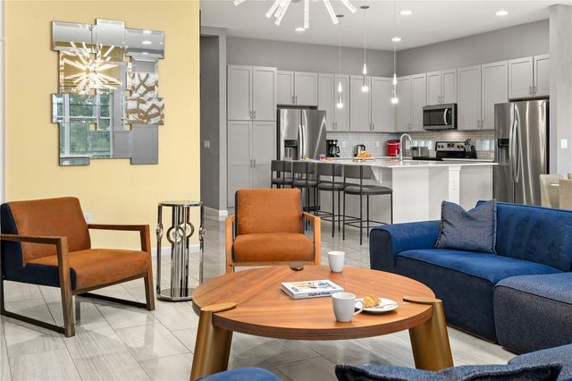 8021 OAK SHADOW COURT, Davenport, FL 33837