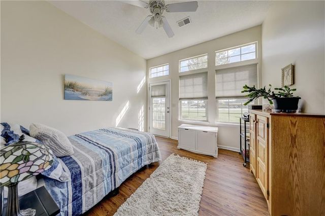 18575 W 158th Place 4503, Olathe, KS 66062