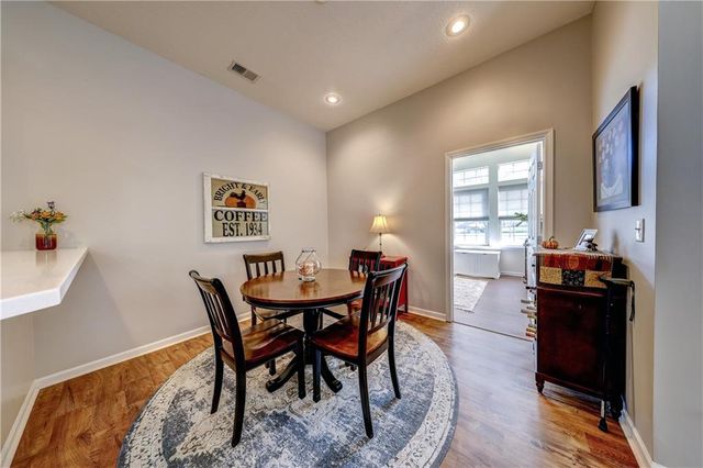 18575 W 158th Place 4503, Olathe, KS 66062