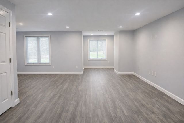 108 Norton Ave 9, Easton, MA 02375