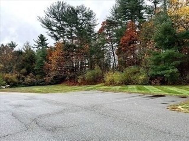 108 Norton Ave 9, Easton, MA 02375