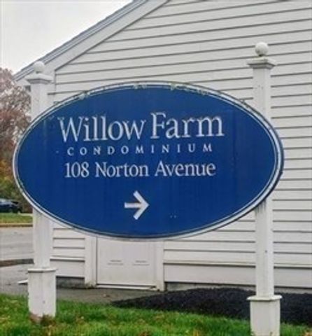 108 Norton Ave 9, Easton, MA 02375