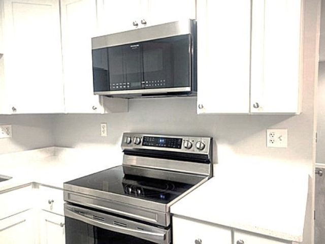 108 Norton Ave 9, Easton, MA 02375