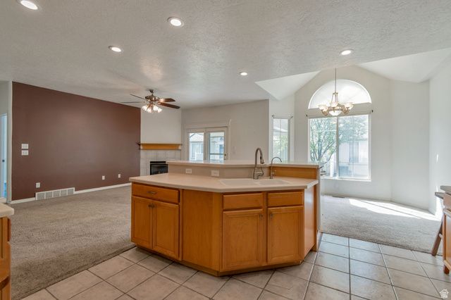 1089 W TITHING HILL PL PL, Riverton, UT 84065