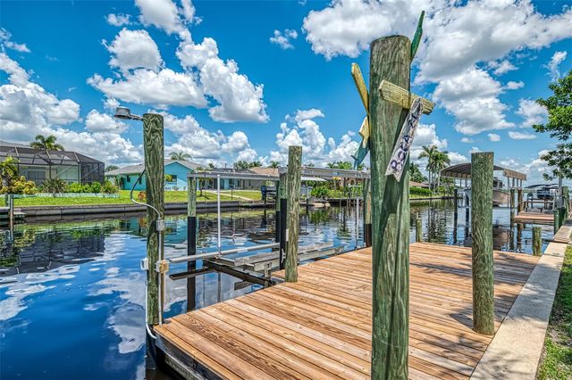 3077 STONE STREET, Port Charlotte, FL 33981