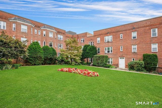 70 Strawberry Hill Avenue 3-2C, Stamford, CT 06902