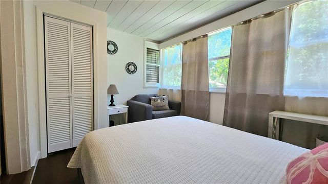 618 S CREST AVE, Clearwater, FL 33756